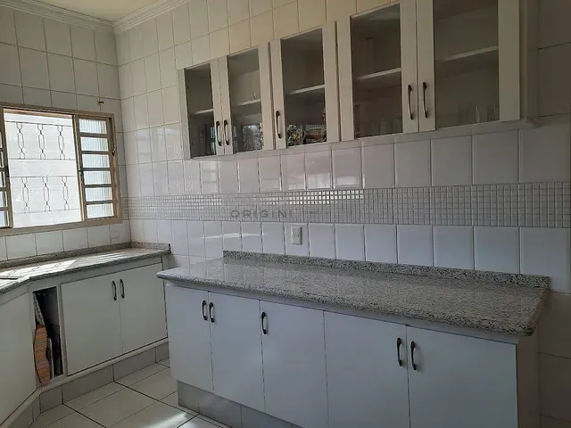 Chácara com 5000m² 3 quartos e 6 banheiros, à venda, no bairro Chácara dos Poderes em Campo Grande