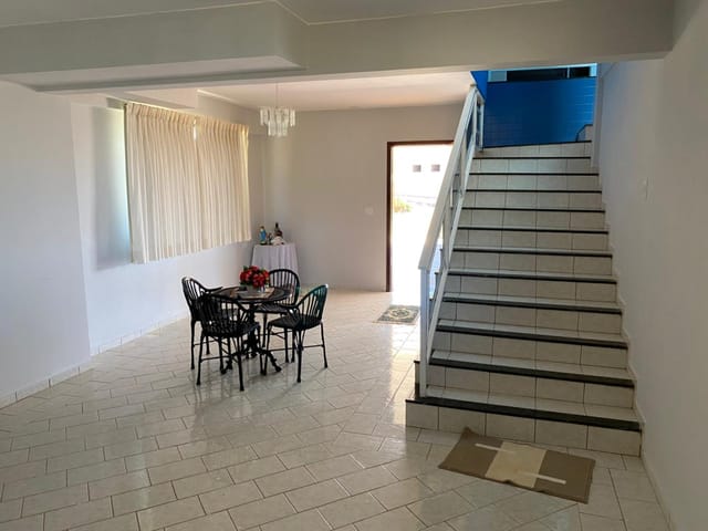 Casa com 1210m², à venda, no bairro zona rural em Abadiânia