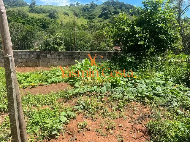 Chácara 3 quartos e 2 banheiros, à venda, no bairro Água Comprida em Cambuí