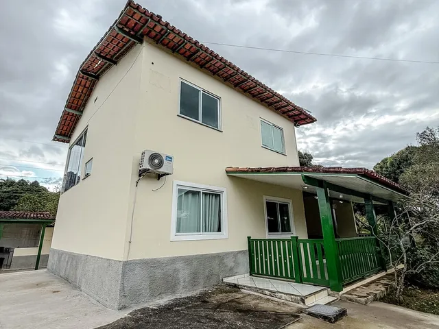Chácara 5 quartos e 3 banheiros, à venda, no bairro Horto em Macaé