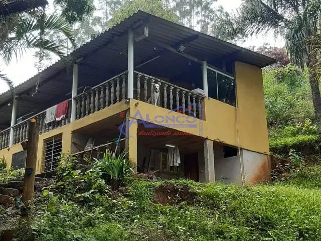 Chácara com 590m² 2 quartos e 2 banheiros, à venda, no bairro Funil em Santa Branca