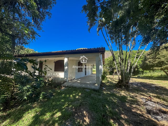 Chácara com 5500m² 3 quartos e 3 banheiros, para alugar, no bairro Itaocaia Valley (Itaipuaçu) em Maricá