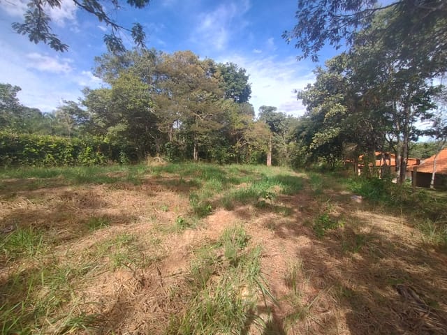 Chácara com 2045m² 1 quarto e 1 banheiro, à venda, no bairro Recanto D´italia em Santo Antônio De Goiás