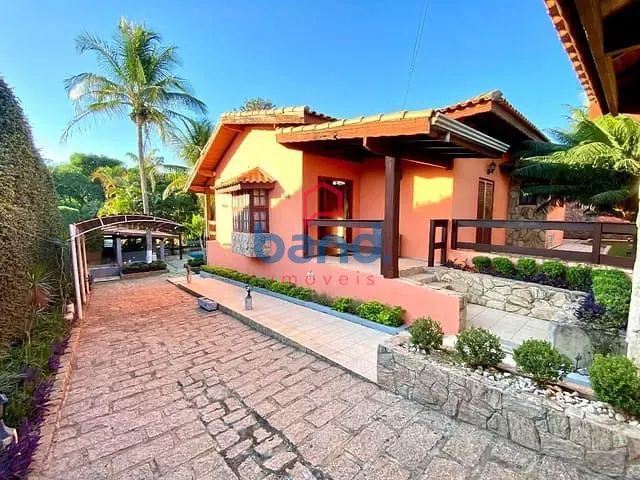 Chácara com 1500m² 4 quartos e 4 banheiros, à venda, no bairro Vila Martelli em Porto Feliz