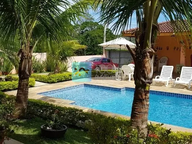 Chácara com 1000m² 4 quartos e 5 banheiros, à venda, no bairro Canaã em Jambeiro