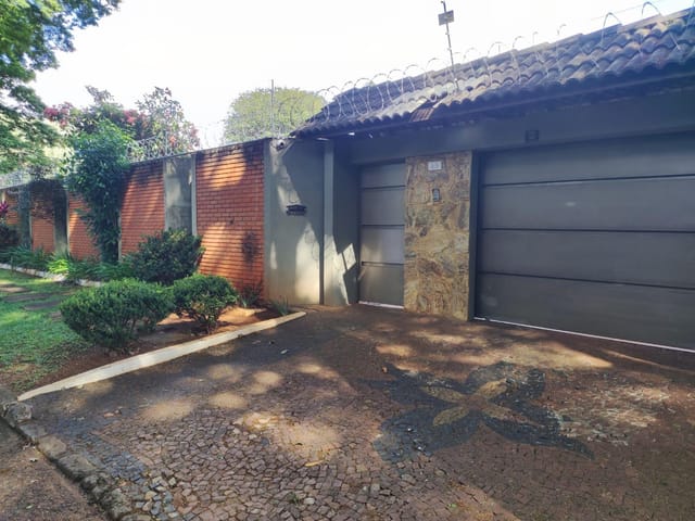 Chácara com 1000m² 4 quartos e 5 banheiros, à venda, no bairro Santa Rita em Piracicaba