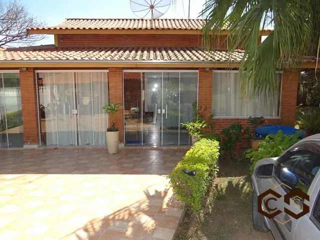 Chácara com 3000m² 3 quartos e 2 banheiros, à venda, no bairro Vale das Laranjeiras em Indaiatuba