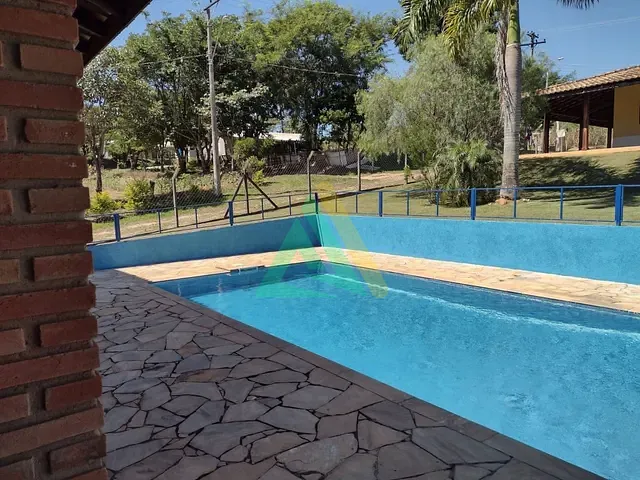 Chácara com 3200m² 3 quartos e 2 banheiros, à venda, no bairro Área Rural de Artur Nogueira em Artur Nogueira