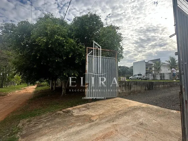 Chácara com 1050m² 4 quartos e 4 banheiros, à venda, no bairro Recanto Las Palmas em Nova Odessa