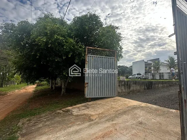 Chácara com 1050m² 4 quartos e 4 banheiros, à venda, no bairro Recanto Las Palmas em Nova Odessa