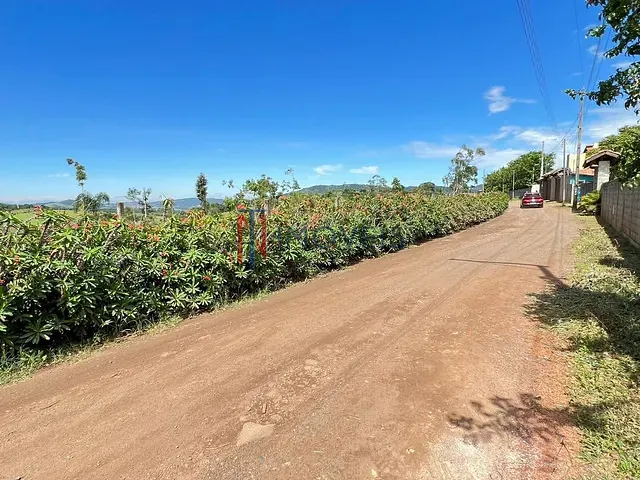 Chácara com 4112m² 3 quartos e 4 banheiros, à venda, no bairro Jardim São Miguel em Bragança Paulista