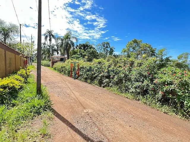 Chácara com 4112m² 3 quartos e 4 banheiros, à venda, no bairro Jardim São Miguel em Bragança Paulista