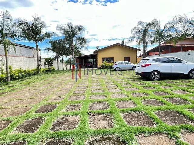 Chácara com 4112m² 3 quartos e 4 banheiros, à venda, no bairro Jardim São Miguel em Bragança Paulista