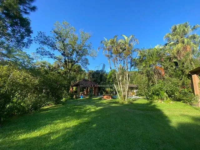 Chácara com 5000m² 2 quartos e 1 banheiro, à venda, no bairro Jardim Aguapeú em Itanhaém