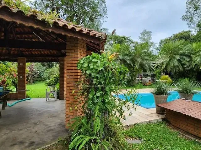 Chácara com 5000m² 2 quartos e 1 banheiro, à venda, no bairro Jardim Aguapeú em Itanhaém