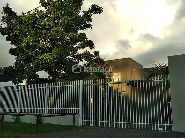 Chácara com 1000m² 3 quartos e 3 banheiros, à venda, no bairro Chácara das Mansões em Campo Grande
