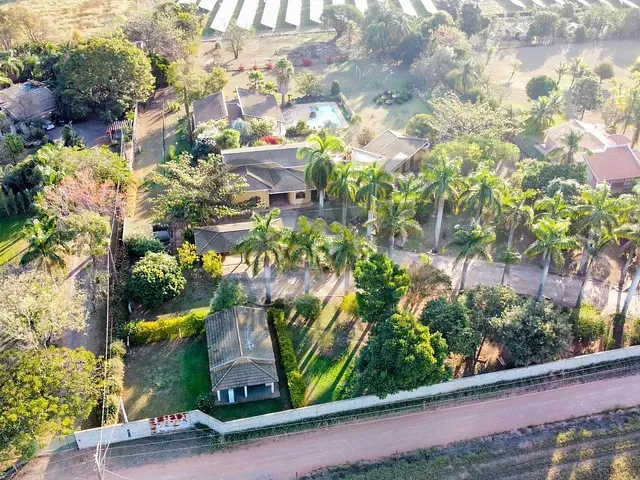 Chácara com 10008m² 6 quartos e 9 banheiros, à venda, no bairro Fundão em Holambra