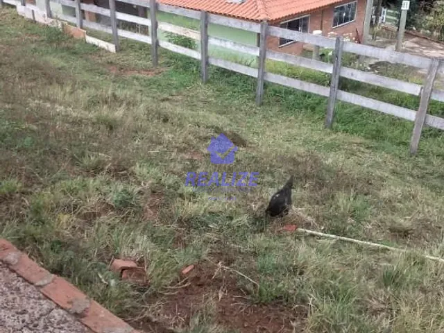 Chácara com 17000m² 3 quartos e 3 banheiros, à venda, no bairro Distrito Industrial I em Botucatu