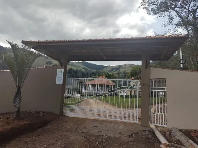Chácara com 4000m², à venda, no bairro Ilha em Maria da Fé