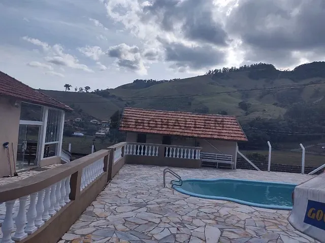 Chácara com 4000m², à venda, no bairro Ilha em Maria da Fé