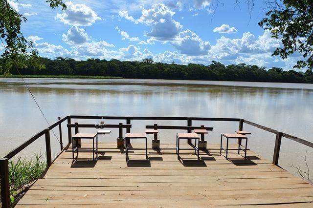 Chácara com 3000m² 3 quartos e 4 banheiros, à venda, no bairro Zona Rural em Três Marias