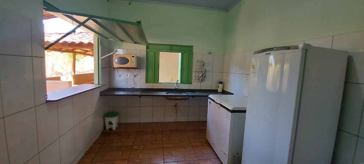 Rancho com três mil metros à venda a poucos quilômetros da cidade de Três Marias, MG ás margens do Rio São Francisco, ideal para pescadores. Todo mobiliado miniatura 15