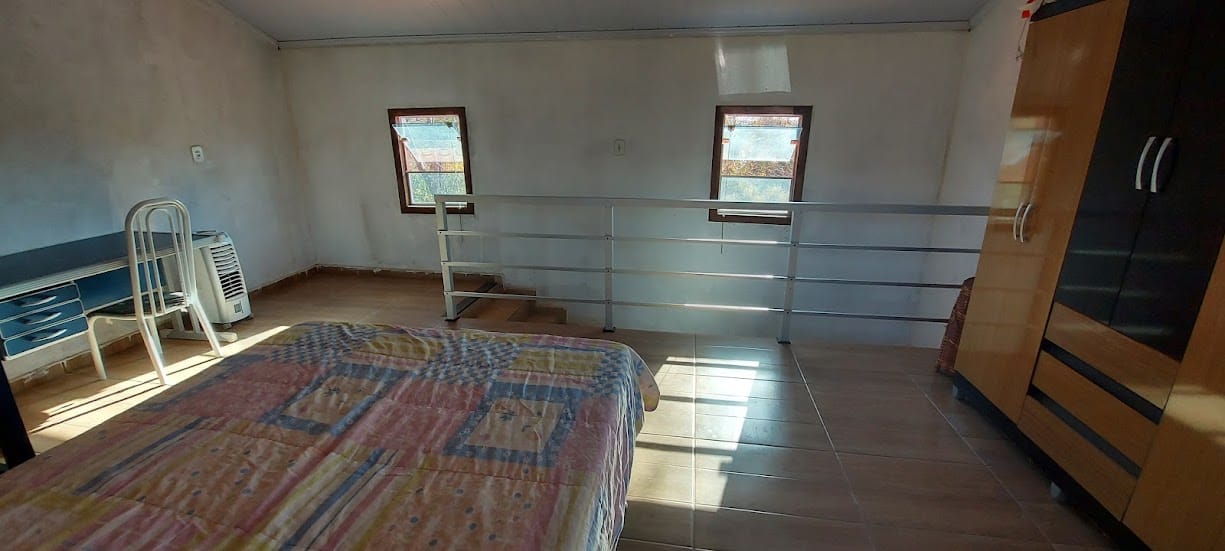 Rancho com três mil metros à venda a poucos quilômetros da cidade de Três Marias, MG ás margens do Rio São Francisco, ideal para pescadores. Todo mobiliado miniatura 41
