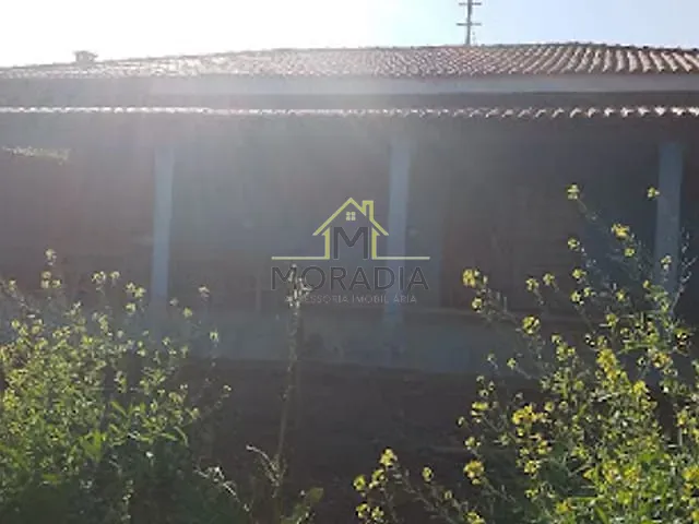 Chácara com 2500m² 2 quartos e 2 banheiros, à venda, no bairro Zona Rural em Guaxupé