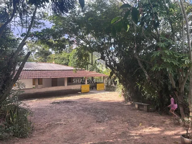 Chácara com 15000m² 3 quartos e 1 banheiro, à venda, no bairro Azurita em Mateus Leme