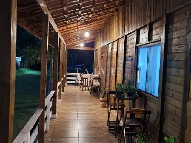 Chácara 3 quartos e 2 banheiros, à venda, no bairro centro em Ibiporã