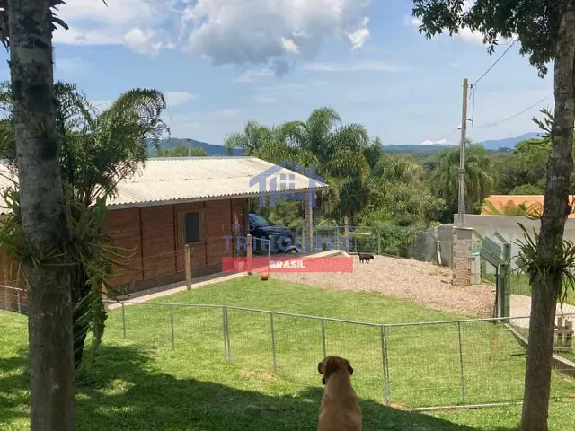 Chácara com 6172m² 2 quartos e 2 banheiros, à venda, no bairro Campestre da Faxina em São José dos Pinhais