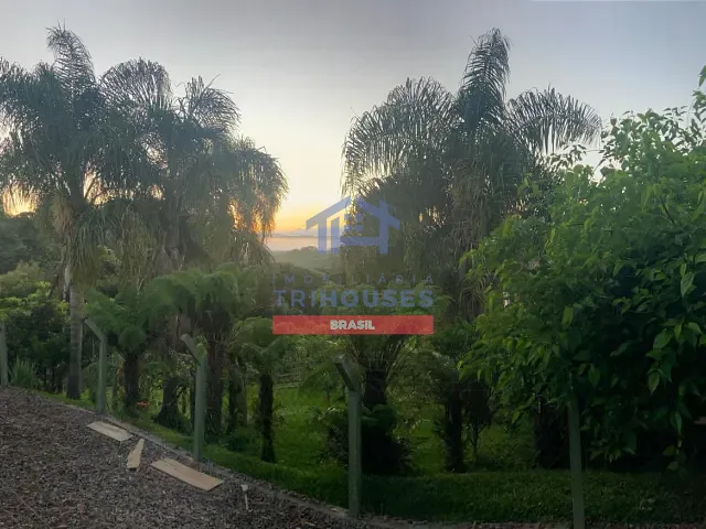 Chácara com 6172m² 2 quartos e 2 banheiros, à venda, no bairro Campestre da Faxina em São José dos Pinhais