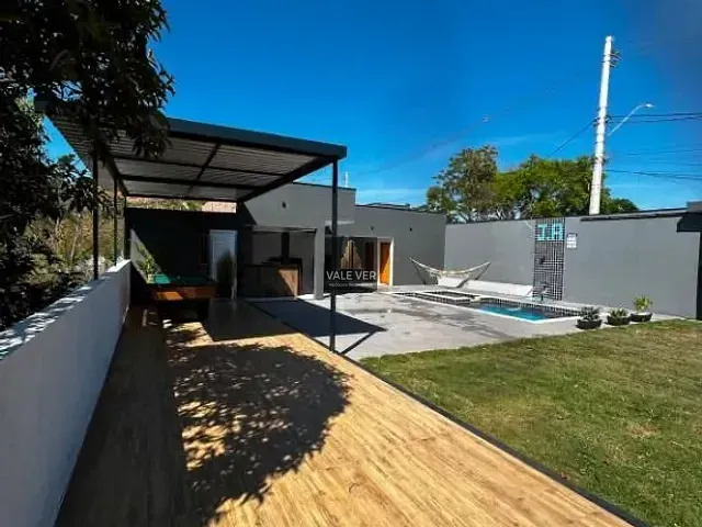 Chácara com 377m² 2 quartos e 2 banheiros, à venda, no bairro Santa Cecília II em São José dos Campos