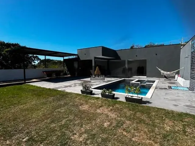 Chácara com 377m² 2 quartos e 2 banheiros, à venda, no bairro Santa Cecília II em São José dos Campos