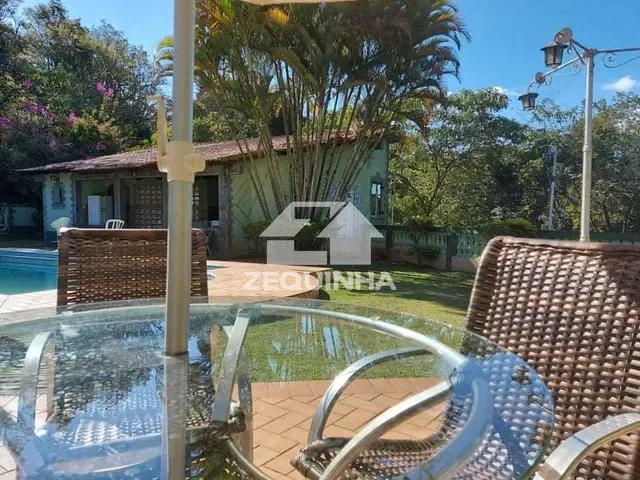 Chácara com 2900m² 5 quartos e 6 banheiros, à venda, no bairro Saboo em Sao Roque