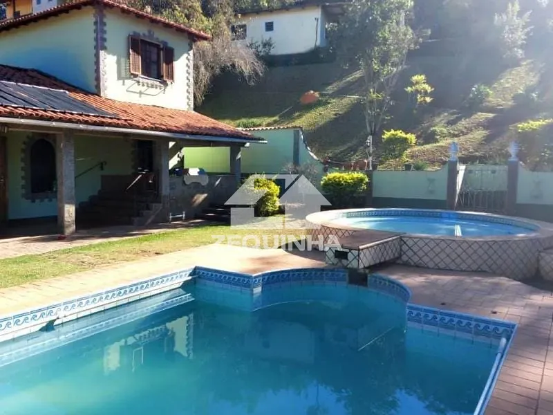 Chácara, 5 quartos, 2900 m² - Foto 1