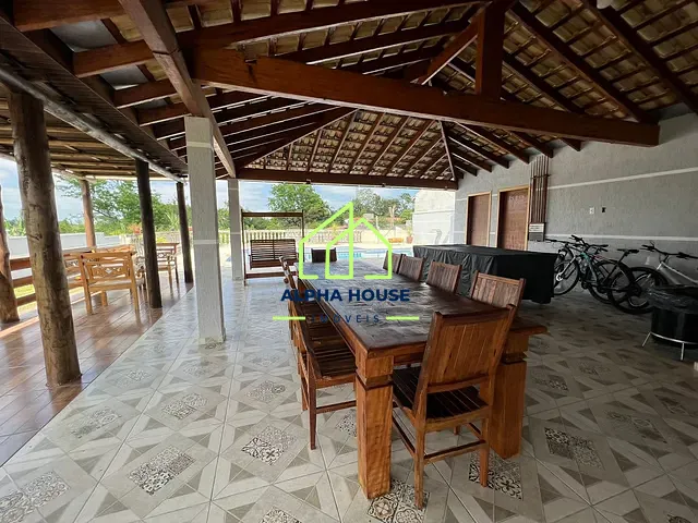 Chácara com 2150m² 3 quartos e 4 banheiros, à venda, no bairro Lago Azul em Pindamonhangaba