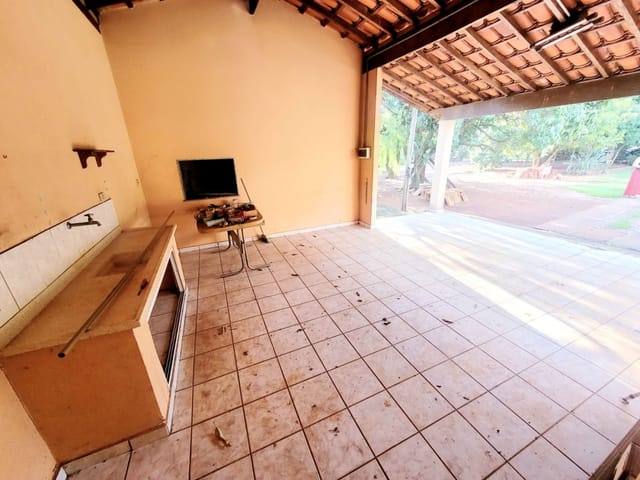 Chácara com 1000m² 1 quarto e 1 banheiro, à venda, no bairro Vale do Sol em Indaiatuba