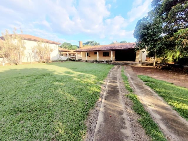 Chácara com 1000m² 1 quarto e 1 banheiro, à venda, no bairro Vale do Sol em Indaiatuba