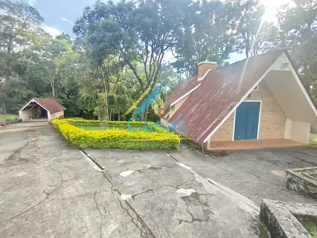 Chácara com 6000m² 9 quartos e 3 banheiros, à venda, no bairro Gabriel Piza em São Roque