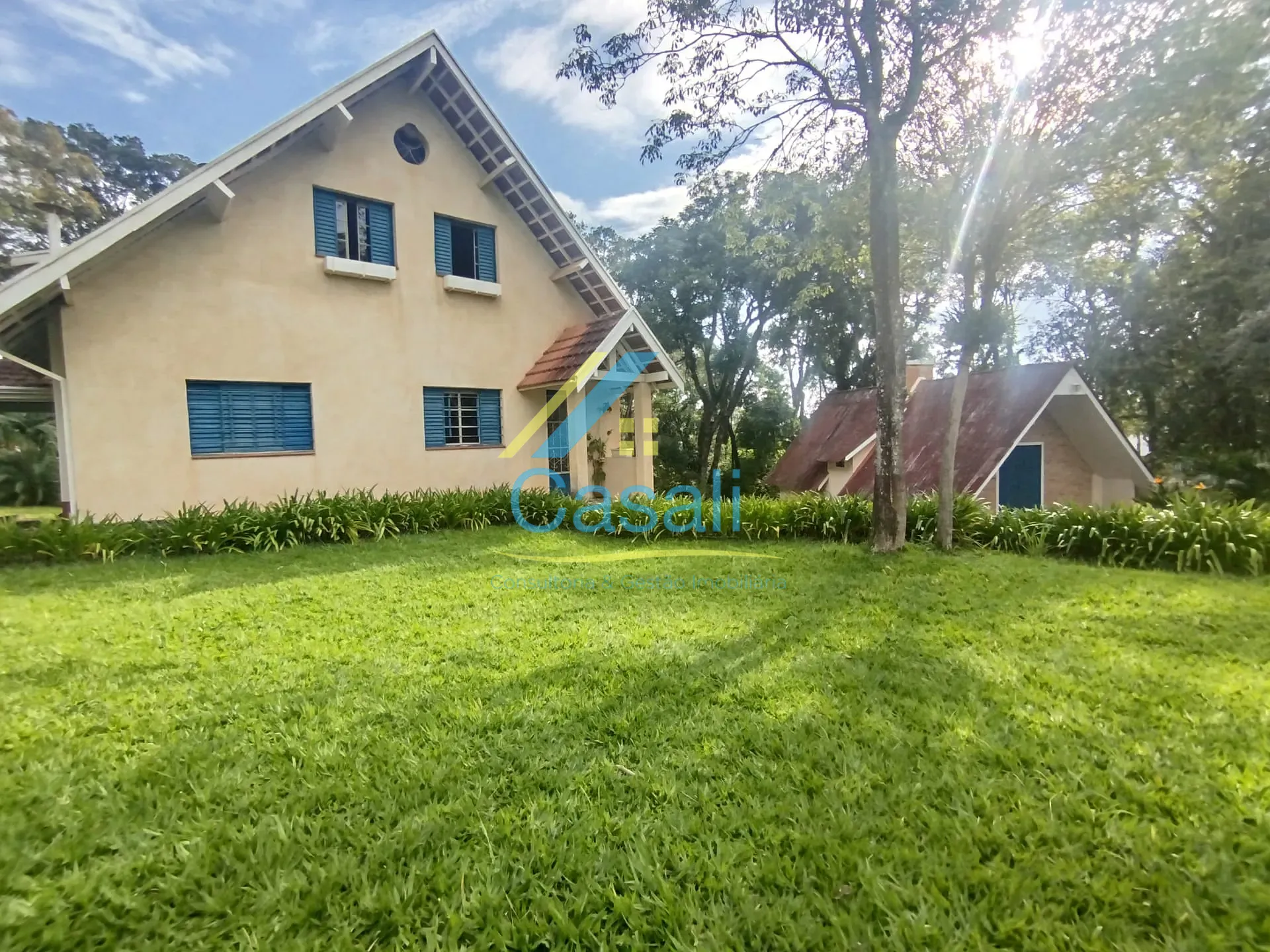 Sítio, 9 quartos, 6000 m² - Foto 1