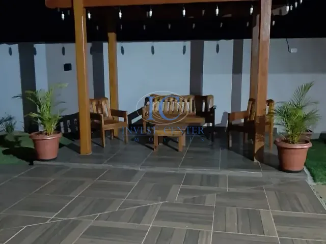 Chácara com 1000m² 4 quartos e 5 banheiros, à venda, no bairro Centro em Itaporanga