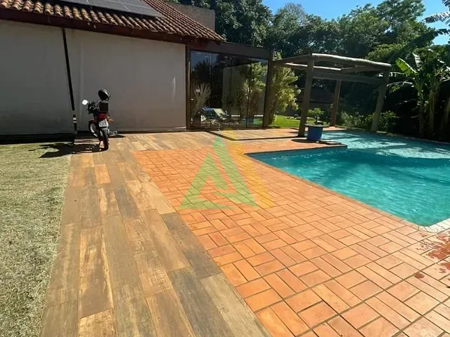 Chácara com 1273m², à venda, no bairro Tucura em Mogi Mirim