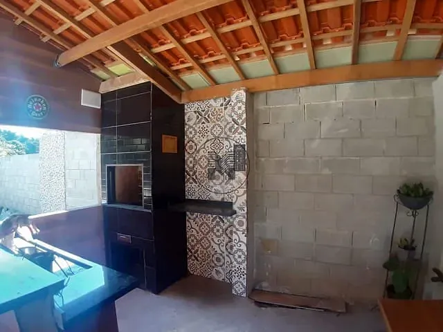 Chácara com 4000m² 1 quarto e 3 banheiros, à venda, no bairro Bom Jardim I em Guaratinguetá