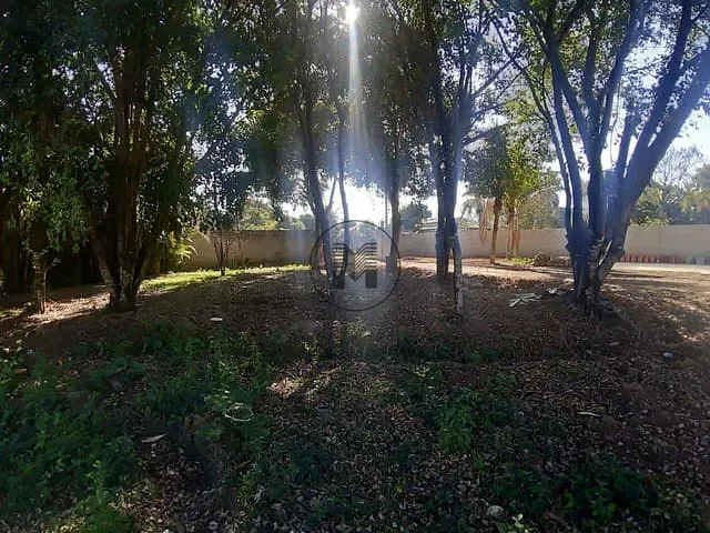 Chácara com 4000m² 1 quarto e 3 banheiros, à venda, no bairro Bom Jardim I em Guaratinguetá