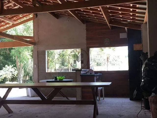 Chácara com 4000m² 1 quarto e 3 banheiros, à venda, no bairro Bom Jardim I em Guaratinguetá