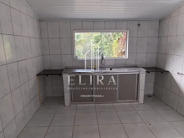 Chácara com 1000m² 2 quartos e 2 banheiros, à venda, no bairro Residencial Vale dos Lírios em Nova Odessa