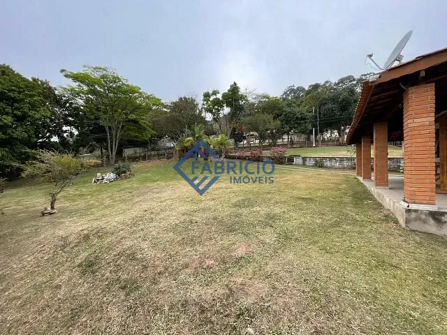 Chácara com 2460m² 2 quartos e 1 banheiro, à venda, no bairro Bosque em Vinhedo