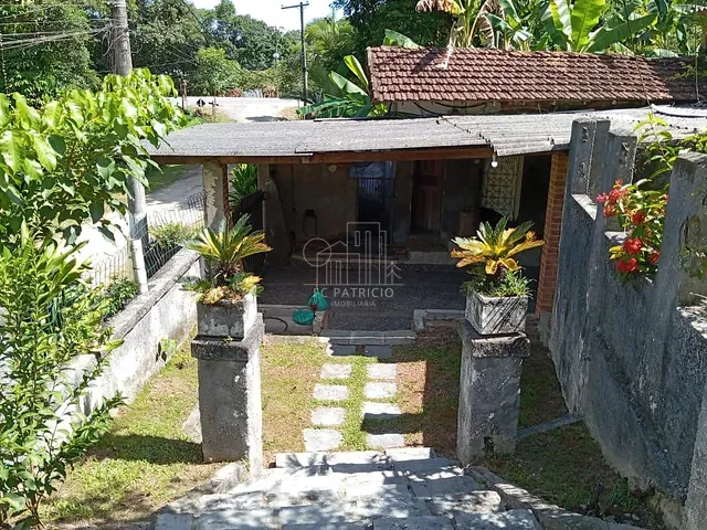 Chácara com 2828m² 4 quartos e 3 banheiros, à venda, no bairro Cadetes Fabres em Guapimirim