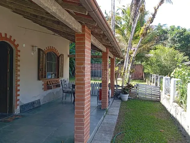 Chácara com 2828m² 4 quartos e 3 banheiros, à venda, no bairro Cadetes Fabres em Guapimirim